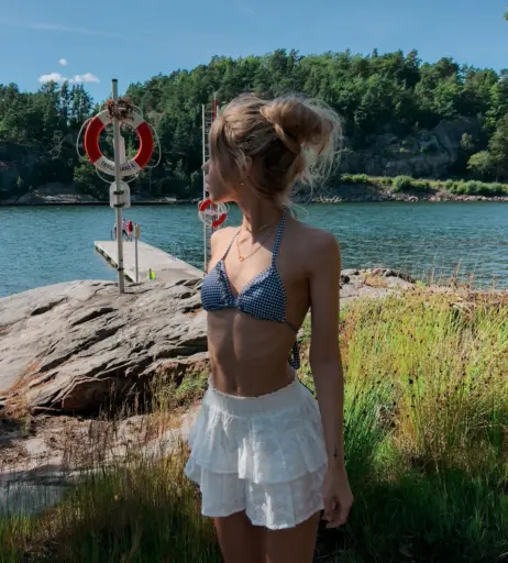 Image 587090 from Lea Peach