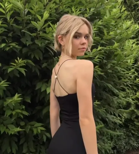 Image 586567 from Lea Peach