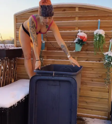 Image 586028 from Miss Peaches