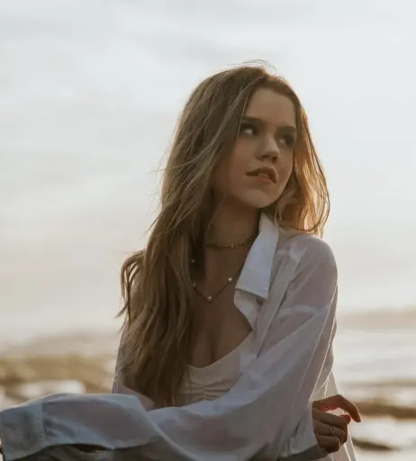 Image 585192 from Lea Peach