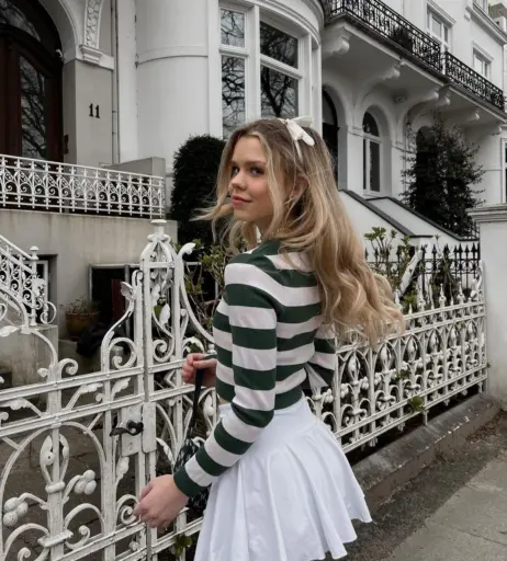 Image 583536 from Lea Peach