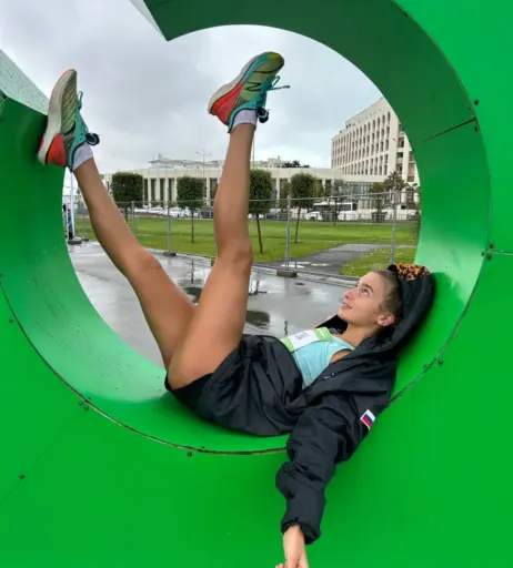 Image 581900 from Eliz fit