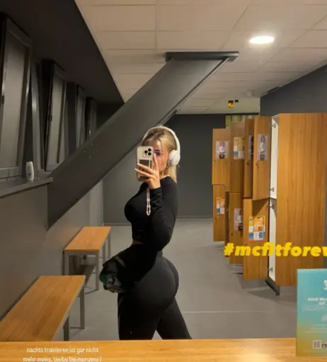 Image 596885 from Sophie Schnur