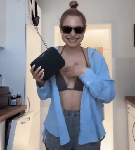 Image 591777 from Alina Khani