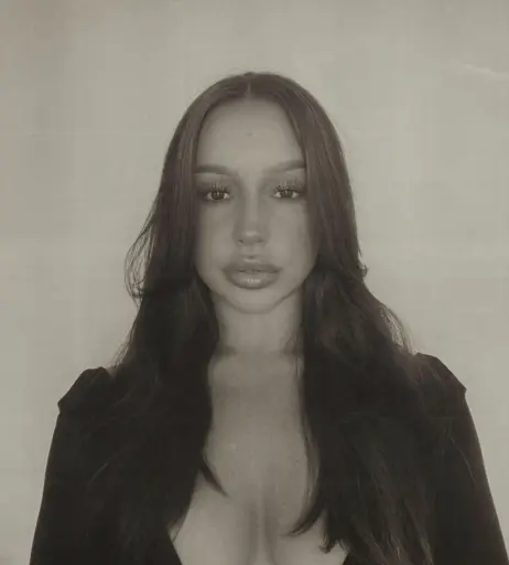 Image 590599 from Lara_tepper