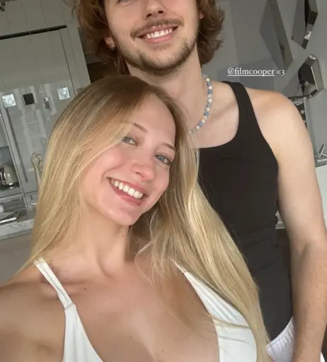 Image 545073 from Sophia Diamond