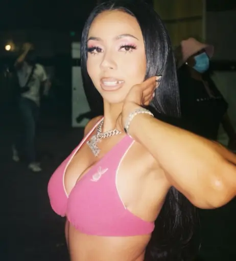 Image 5442639 from Mariah the Scientist / Mariah Amani Buckles / mariahthescientist