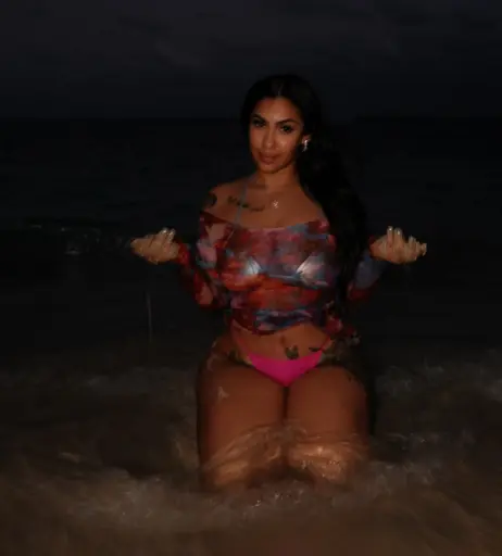 Image 5404058 from Queen Najia