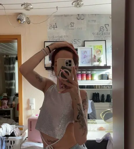 Image 558150 from typicallaurasophie