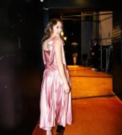 Image 5554991 from Laufey lin