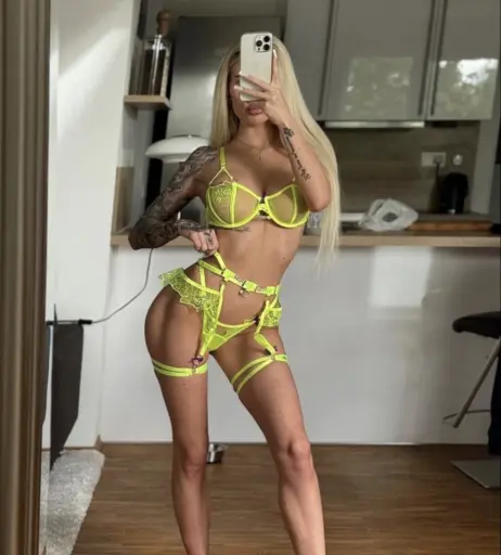 Image 568294 from Princess Léonie Alwine