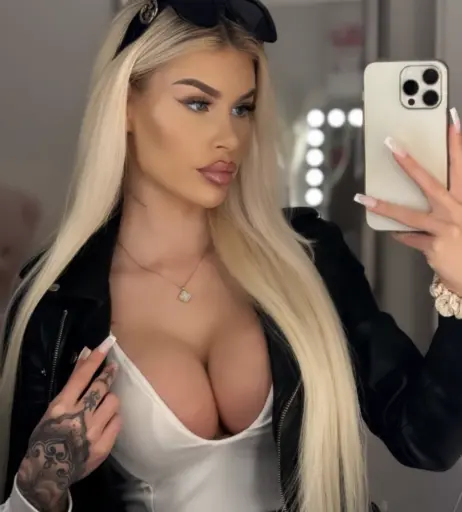 Image 567998 from Princess Léonie Alwine