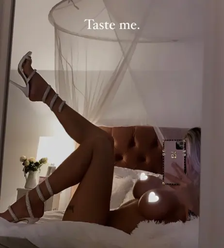 Image 565671 from Princess Léonie Alwine