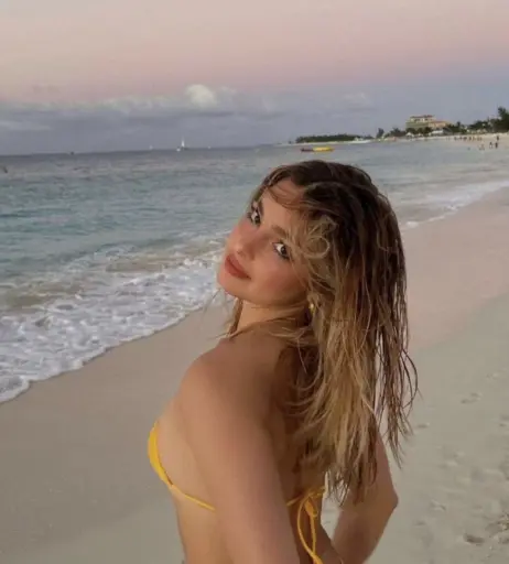 Image 577544 from Addison Rae