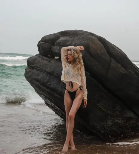 Image 575877 from Lea Peach