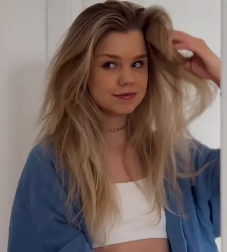 Image 574651 from Lea Peach