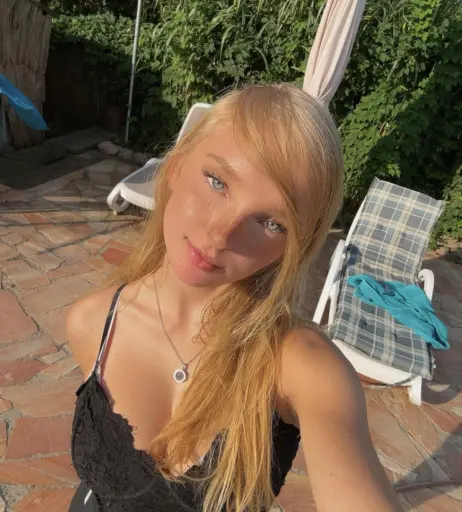 Image 574479 from Blonde Vivi