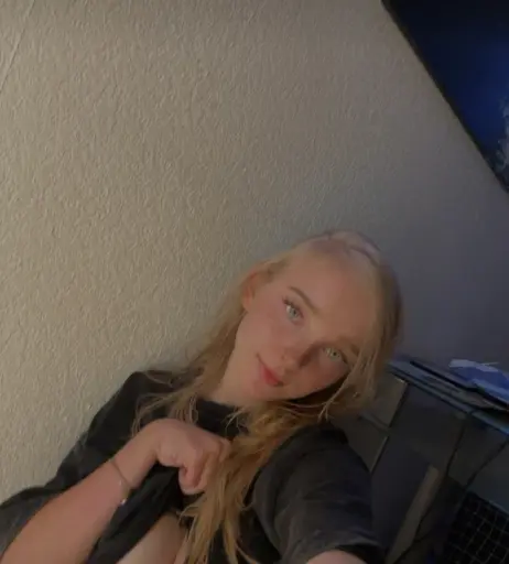 Image 574349 from Blonde Vivi