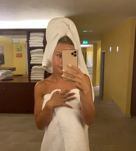 Image 573855 from Alexa Breit