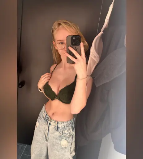 Image 572399 from Blonde Vivi