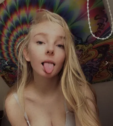 Image 571925 from Blonde Vivi