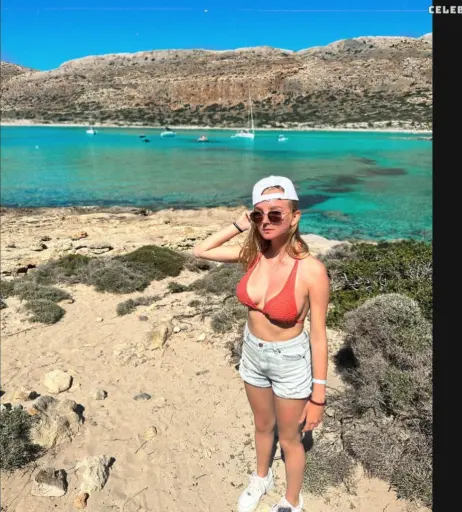 Image 570726 from Blonde Vivi