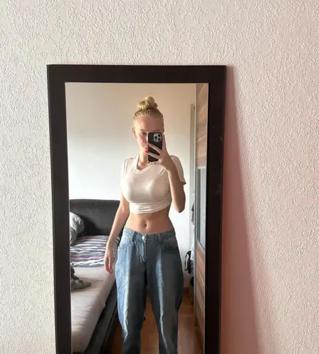 Image 570805 from Blonde Vivi