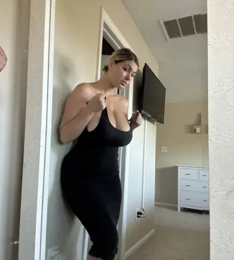 Image 5054919 from Bronte Keznor @brontenadine