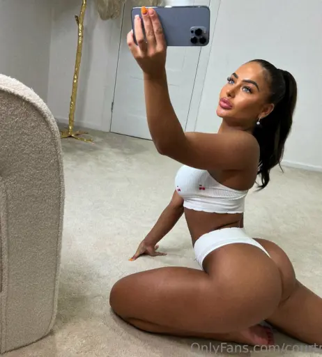 Image 5043653 from Courtney Hodgson