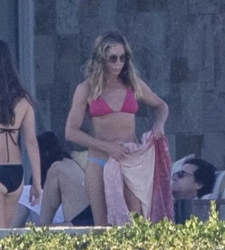 Image 4198544 from Jennifer Aniston