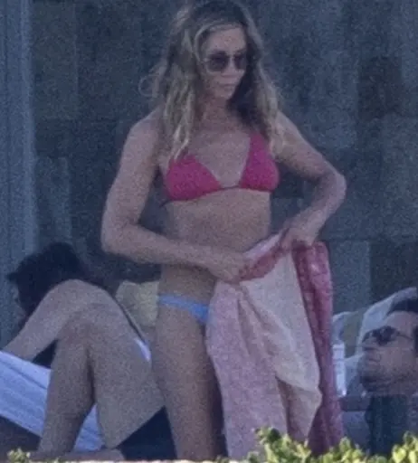 Image 4198575 from Jennifer Aniston