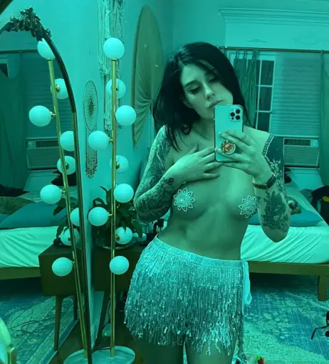 Image 4143679 from Arryn Zech