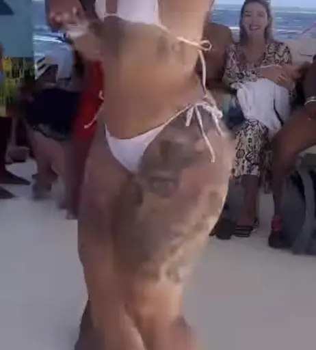 Image 4137819 from Lolobarreiro | sweetandlolo_