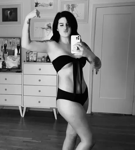 Image 4120329 from Arryn Zech
