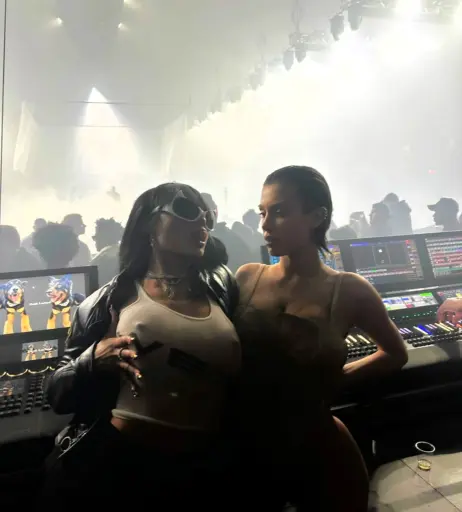 Image 4111448 from India love Westbrooks