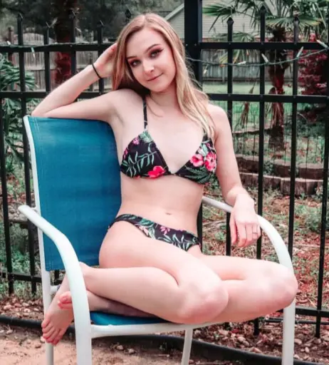 Image 4107747 from Sneesnaw