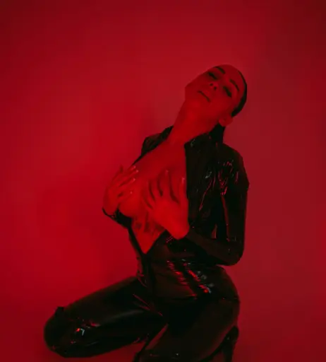 Image 4100395 from Kiki Daniels