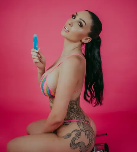 Image 4100329 from Kiki Daniels