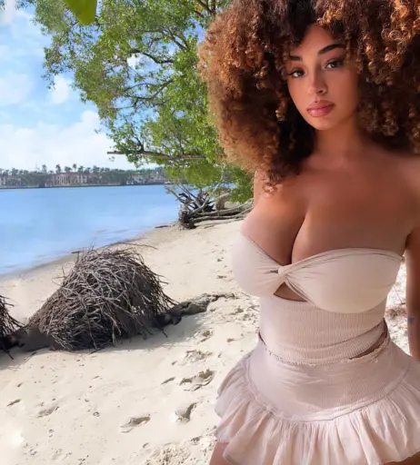 Image 4274813 from Dana Curly