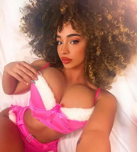 Image 4274527 from Dana Curly