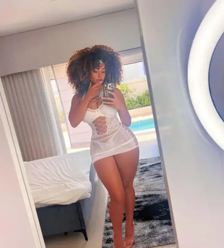 Image 4274684 from Dana Curly