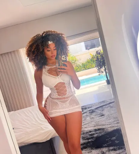 Image 4274657 from Dana Curly