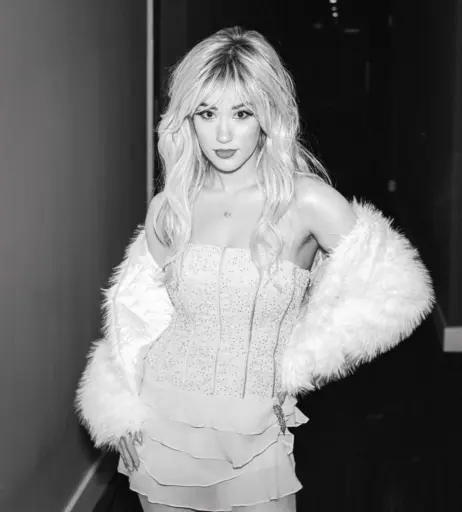 Image 4272255 from QueenTofu