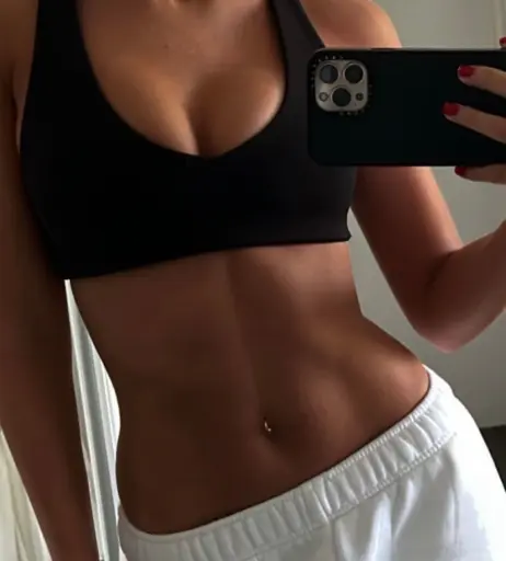 Image 4257716 from Cassie and Chloe Roberts