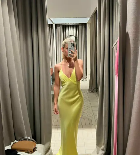 Image 4257234 from Cassie and Chloe Roberts