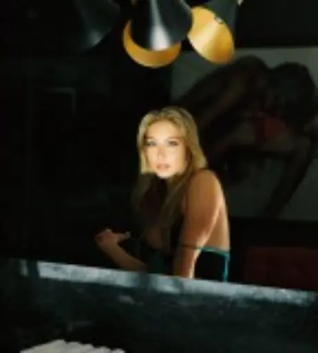 Image 4254552 from Heloise Hut