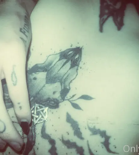 Image 425936 from Triz Täss