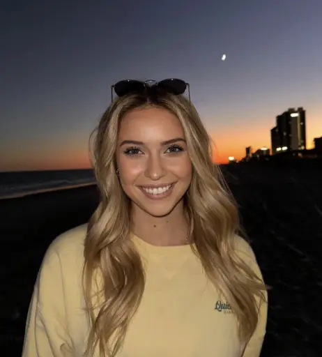 Image 4245227 from Caitlin betterly / @caitlin.betterly