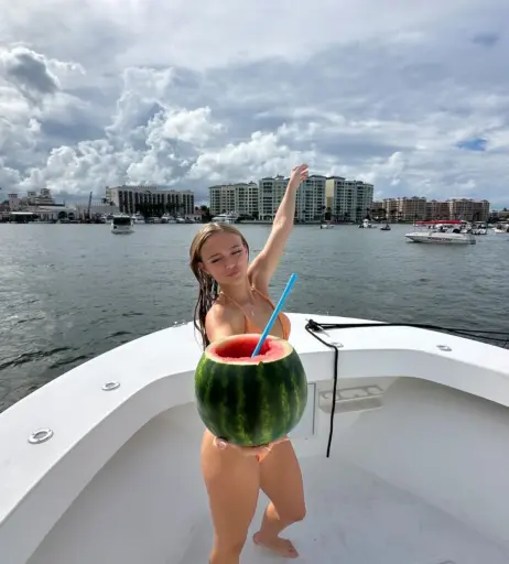 Image 4244136 from Kyla Dodds / Kyladodds