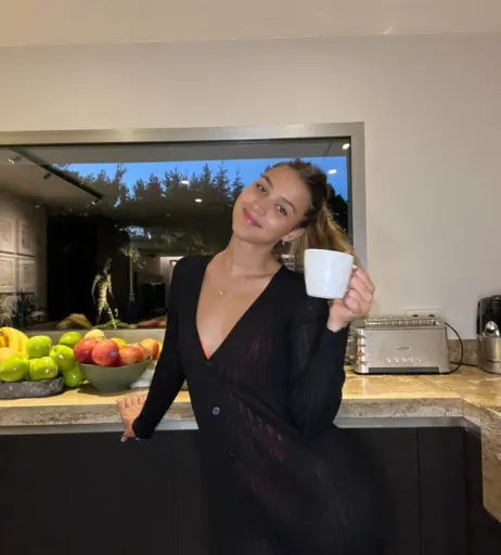 Image 4230671 from Mikaela Lafuente / Mika Lafuente